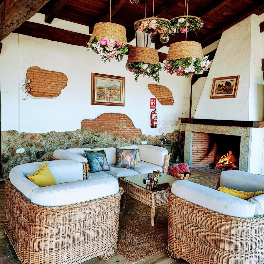 Casa Rural El Canto Del Agua Malpartida De Plasencia Exteriér fotografie